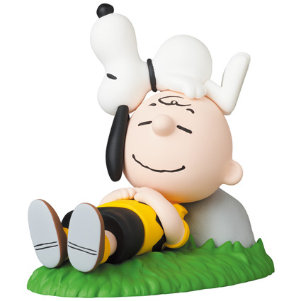 UDF PEANUTS SERIES 13 NAPPING CHARLIE BROWN & SNOOPY