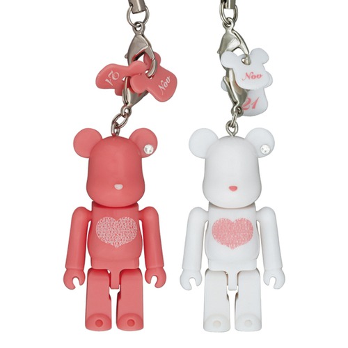 Happy BE@RBRICK INTERNATIONAL LOVE HEART